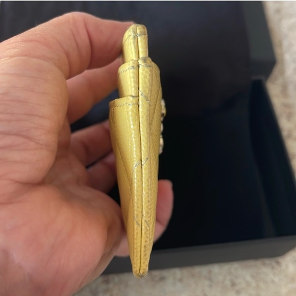 CHANEL Limited Edition Yellow Quilted Card Wallet - Picture 2 of 10